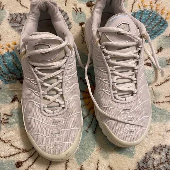 Nike Shoes - ❄️woman’s Nike air max plus
